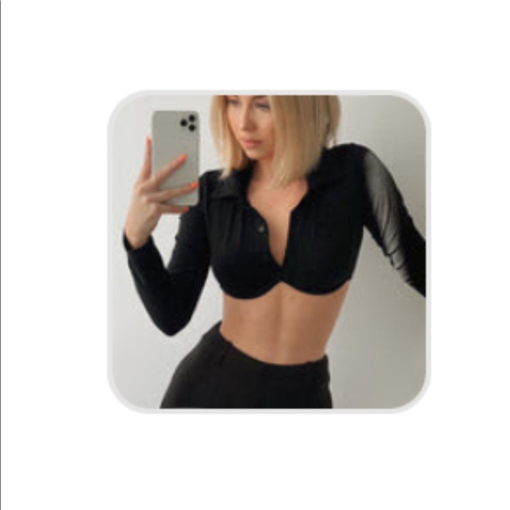 Whitefox underlined crop top